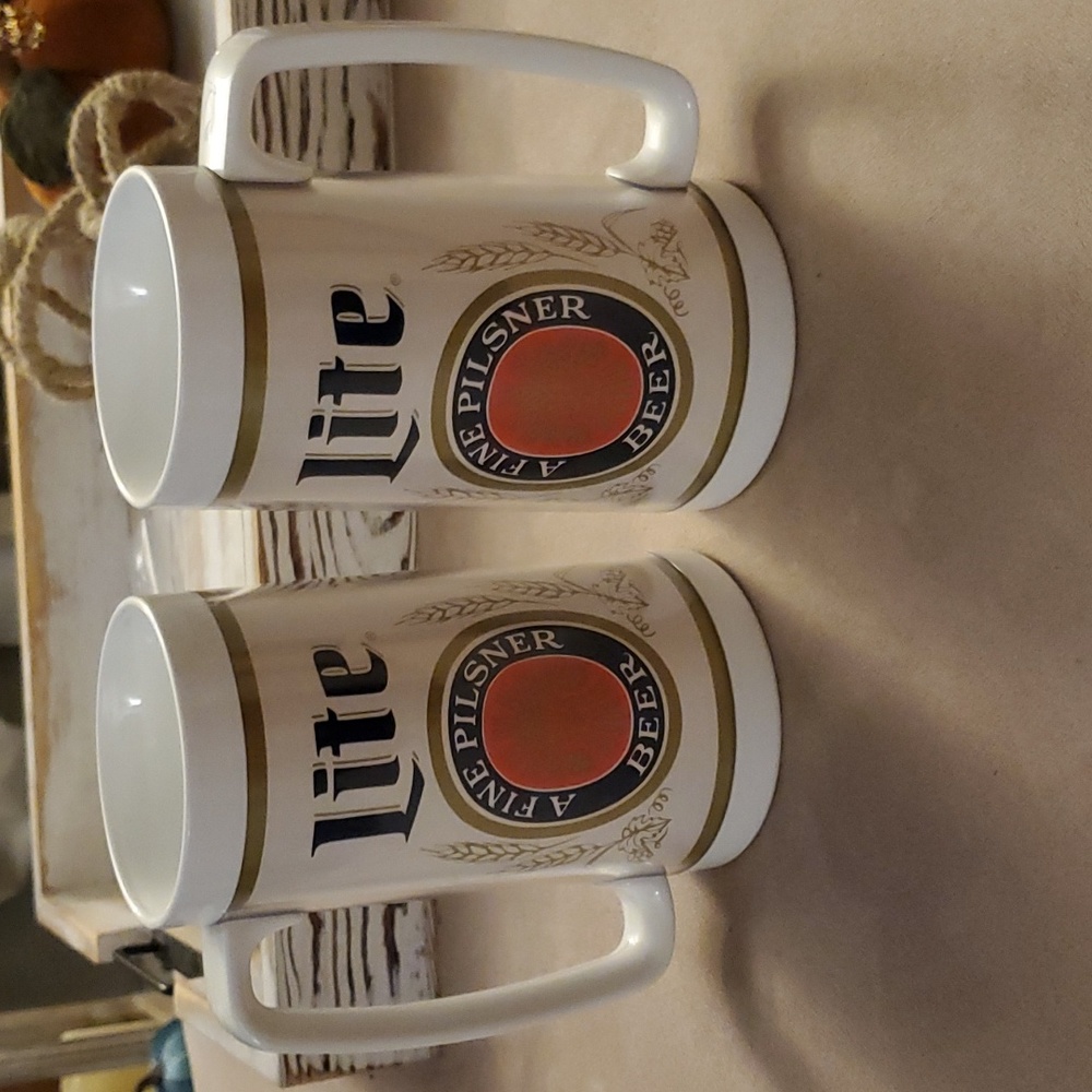 Vintage Miller Lite Thermo Serv beer steins